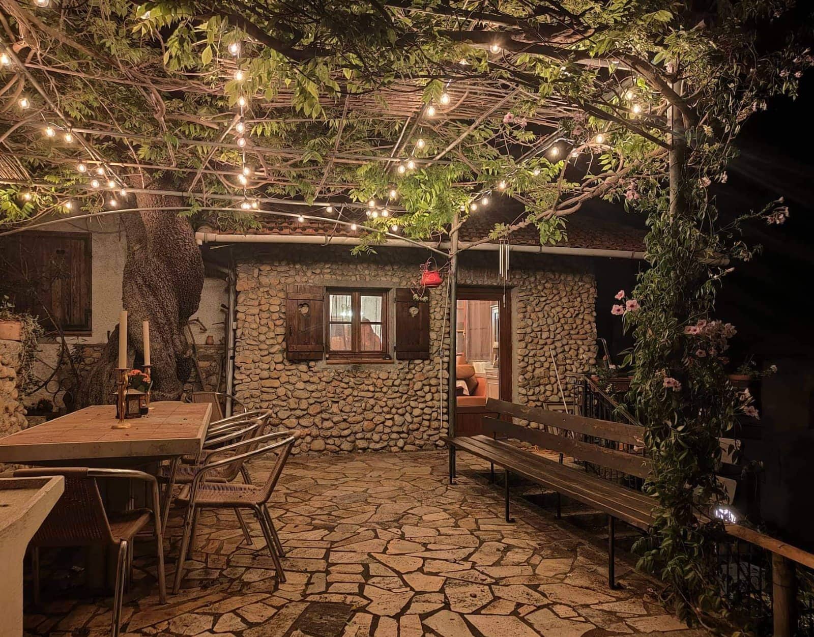 Maisonnette de campagne vue mer, jacuzzi, piscine, sur la riviera Italienne